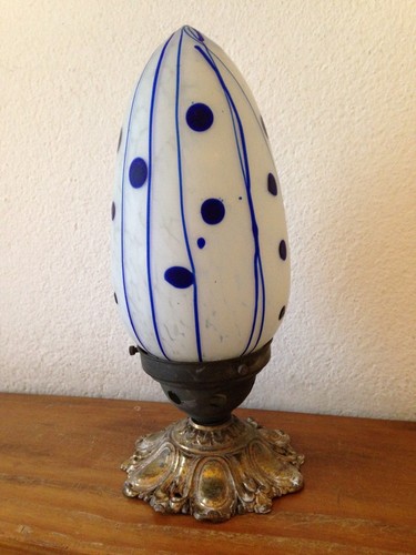 Très ancienne lampe - très,